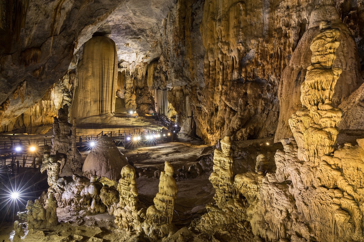 Dong Hoi – Paradise Cave – Phong Nha Cave Photo 1