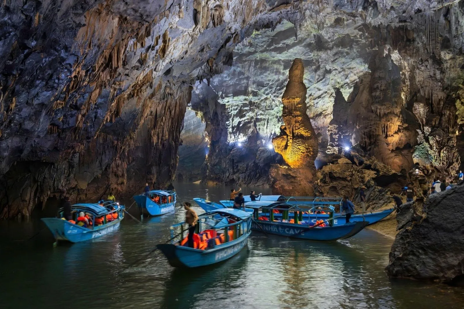 Dong Hoi – Paradise Cave – Phong Nha Cave Photo 1
