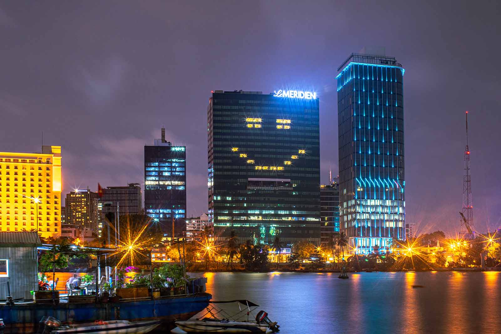 Le Méridien Saigon is a blend of modern luxury and artistic charm