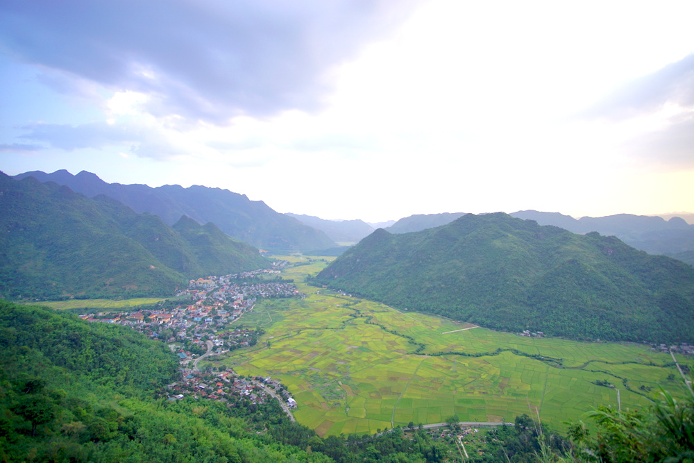 Explore Mai Chau Valley Tour 2 Days