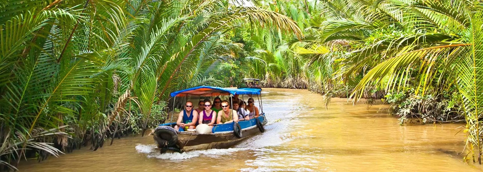 Coconut Groves to Floating Markets – Southern Vietnam Tour 4 Days