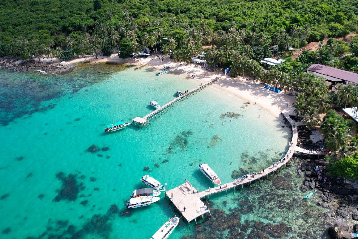 Thrilling Phu Quoc Tour – Speedboat & Cable Car Photo 1