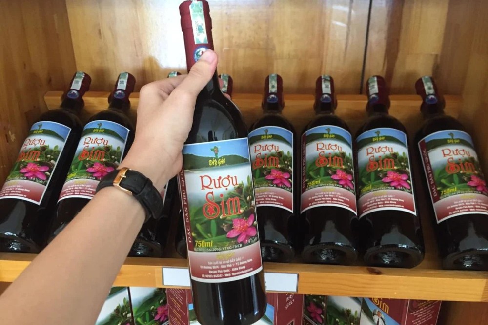 Fascinating Southern Phu Quoc Tour – 1 Day  Photo 1